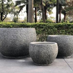 What is in the Glassfibre Reinforced Concrete (GRC) planter?